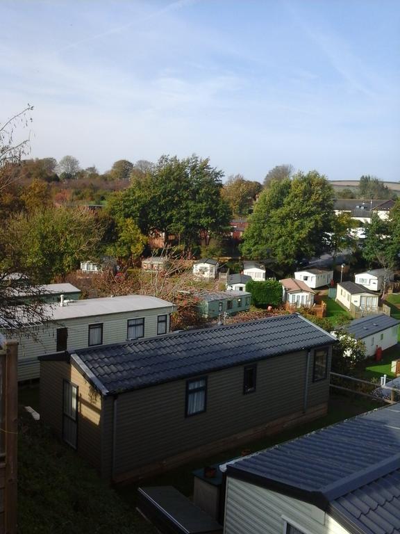 ホテルDevon Hills ペイントン 部屋 写真